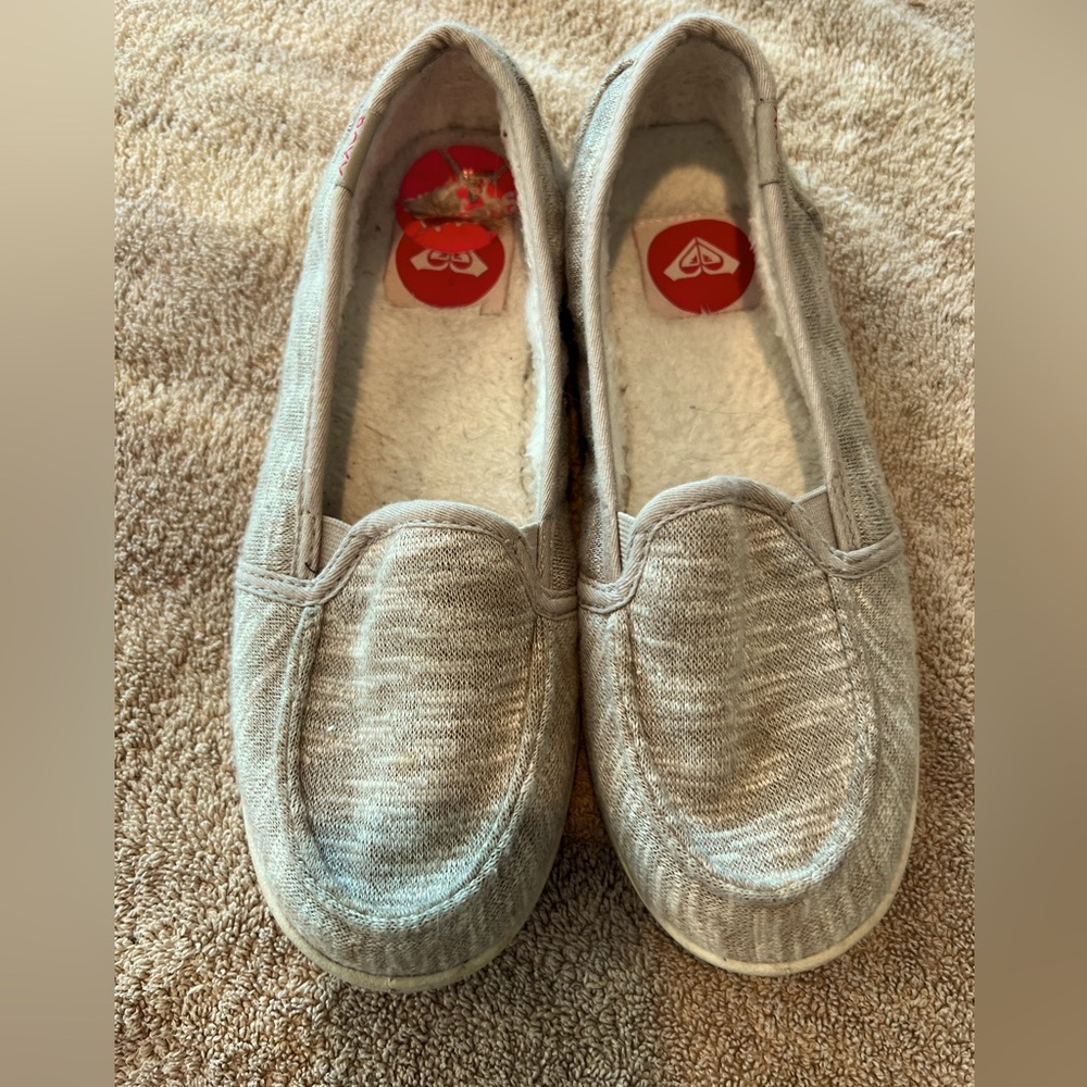 Roxy Gray Women's Flats & Loafers